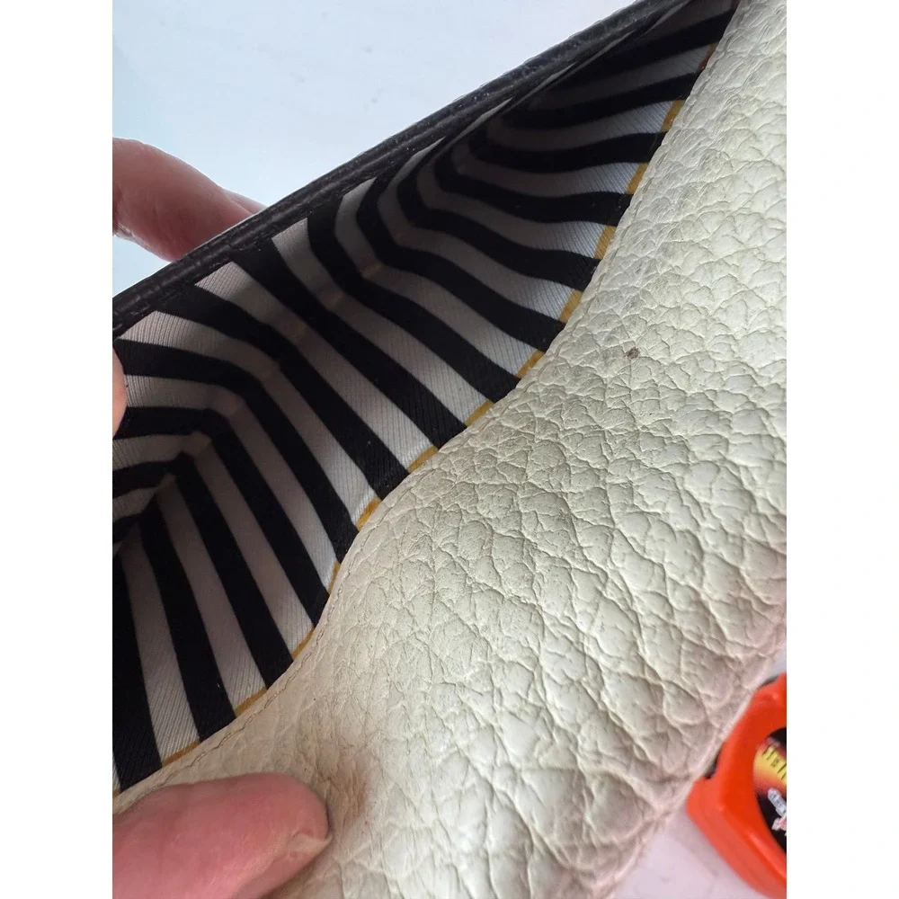 Kate Spade New York Pebbled Leather Trifold Wallet Cream Black Colorblock